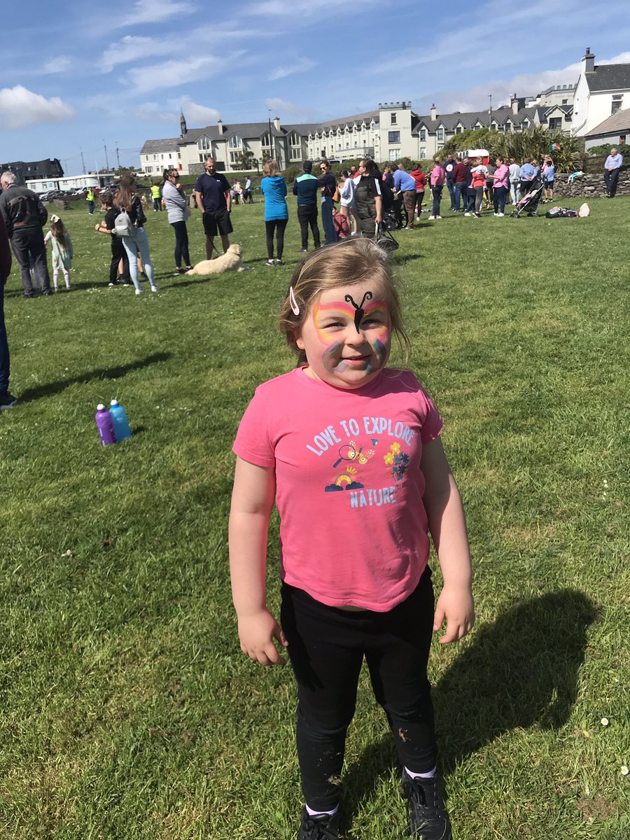 Ryan Griffin from Waterville is going to the Olympics! 
We had an Olympic Day on Mick O’Dwyer Park to help raise funds! Face painting, too 🦋
#LetWatervilleBlowYouAway #VisitWaterville #TodayInIreland #SpecialOlympics