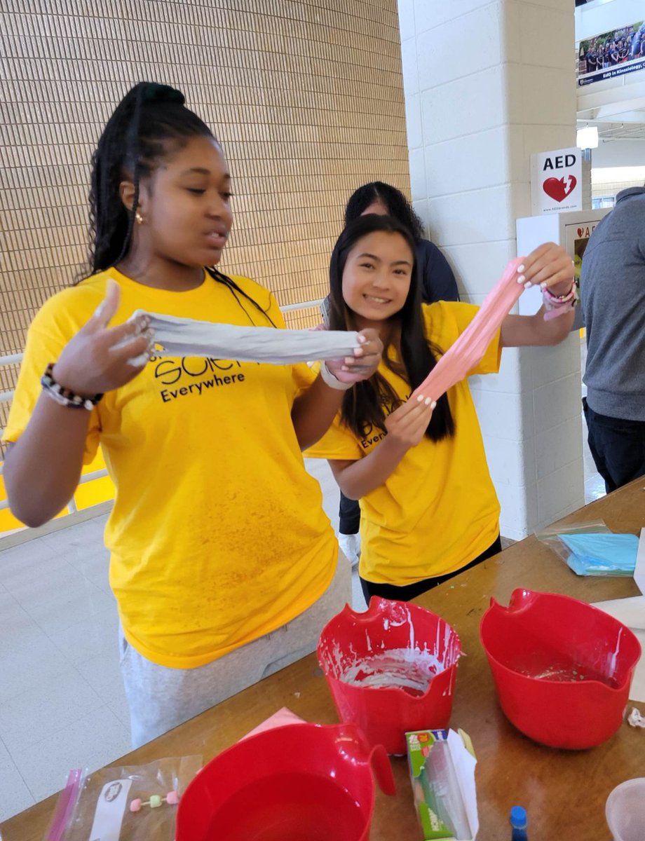 JamestownMiddle's tweet image. JMS Science Club Family at UNCG Science Everywhere 2023!