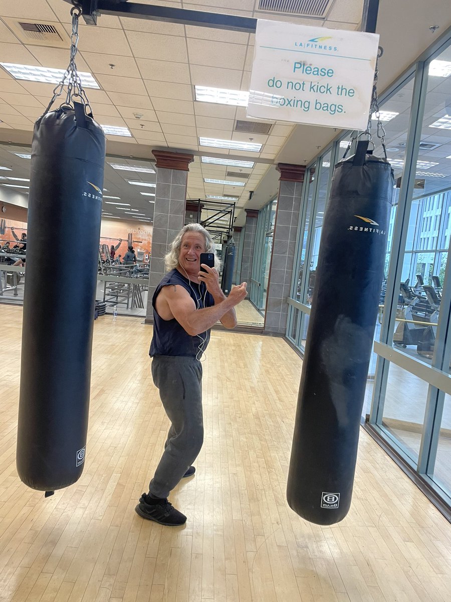 gamifiable's tweet image. Mobile Games, Blockchain and AI workflows for Metaverse that integrates bottom up with Music Theory:White Paper, Pitch Deck, Game Design Document will now reflect that convergent future without all this &quot;other noise&quot; so we can hear! 

#QuantumEntaglement

#MTheory

#AGI