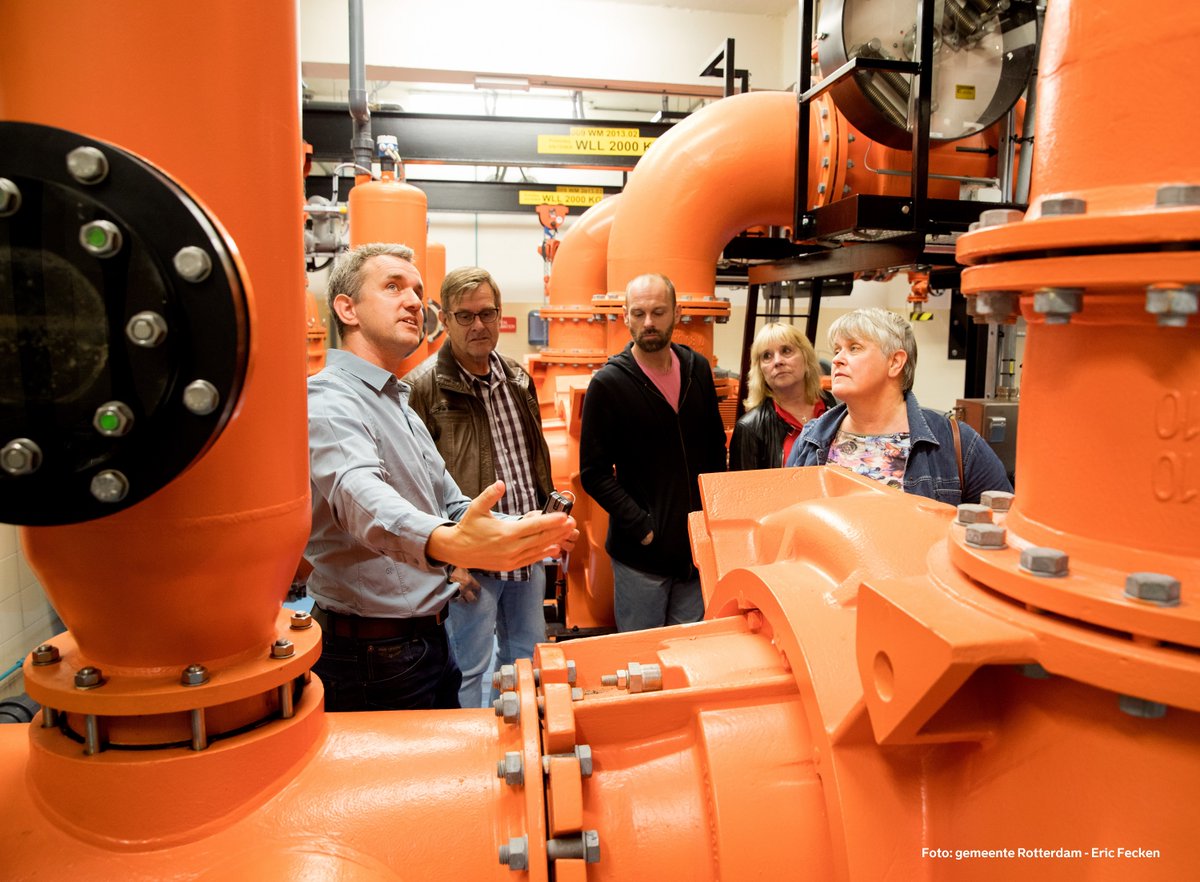 Vandaag tot 15 mei is het de #WeekVanOnsWater (2 weken lang). Extra aandacht voor het gebruik van water, zoals het opvangen van water, het schoonhouden van het riool en klimaatadaptatie. 
Meer info: rotterdam.nl/waterloket
