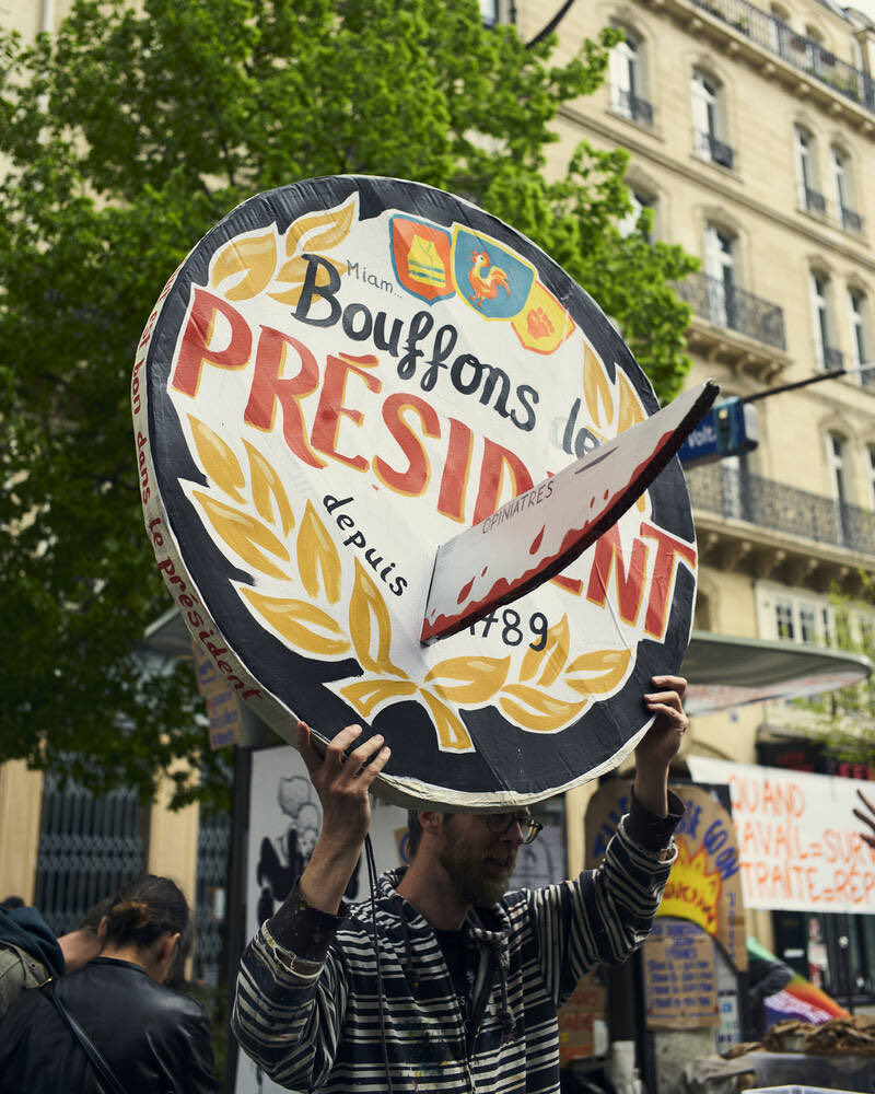 realmarcel1's tweet photo. La France a un président indigne mais elle a du génie 🤗
📷 Libération 
#1erMai #ReformeDesRetraites https://t.co/IGTwcLwjIA