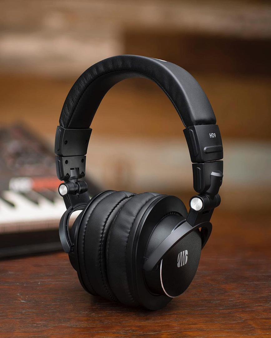 irukka_musicals's tweet image. Make the switch to the #HD9 #Headphones for a clean-sounding, extra comfortable, broad transparent frequency response that ensures accurate mixing. 🔥

For inquiries and more, checkout our website irukka.com
Send us a Dm!

#irukka #presonus #Dontsettleforless #music