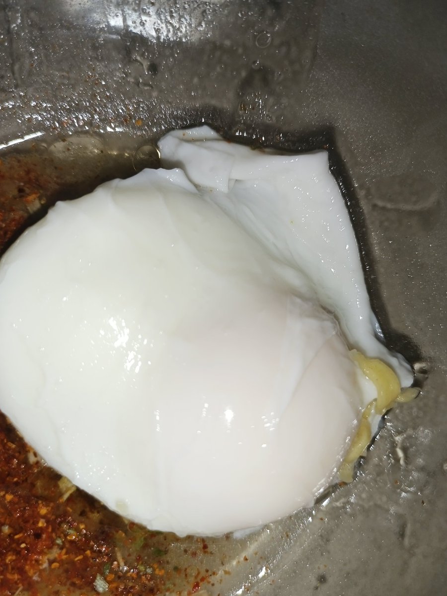 akbarrabay_'s tweet photo. @tanyakanrl fans telor setengah mateng garis keras bos https://t.co/TnrytsDcjH