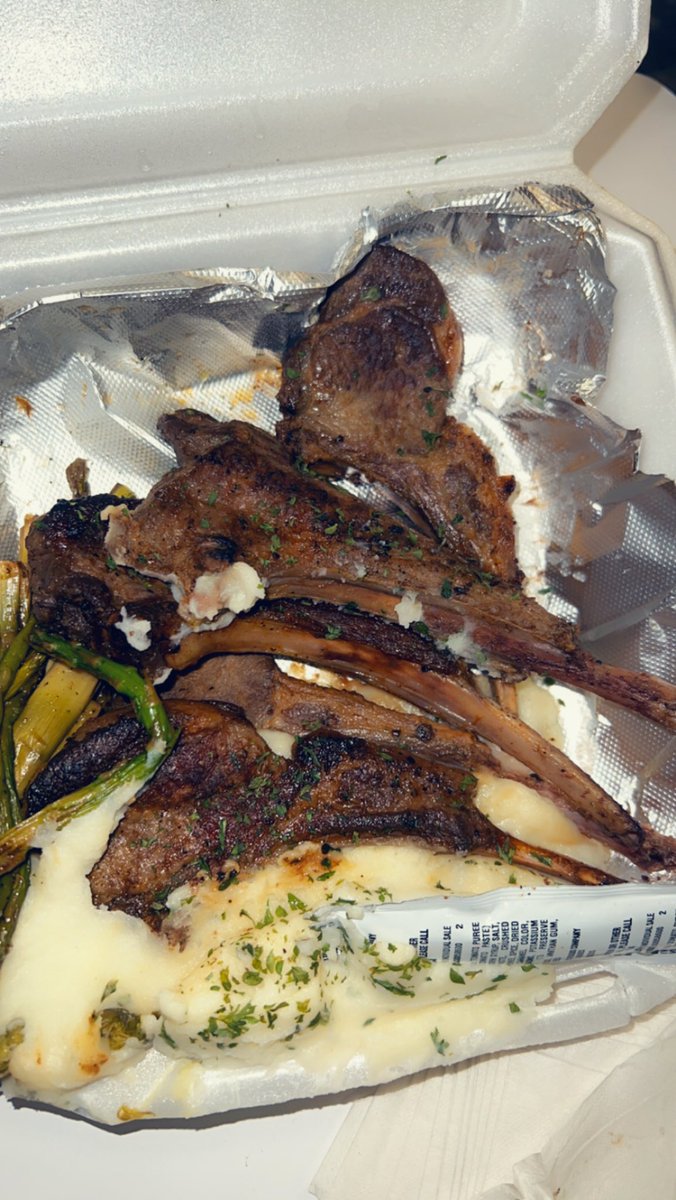 dareallachat's tweet photo. #HomeSweetHome #GreenVilleSouthCarolina dnt owe me nun #Livee #Live 💪🏽💪🏽🔥🥳🤪🤪🥰🥰😜😜😉🥰
#JacuzziCallin📞📞🛀🛀🛁🫧#BigMood #LLL🕊️ #JacuzziWine& #lambChops https://t.co/8LWLGnZTZT