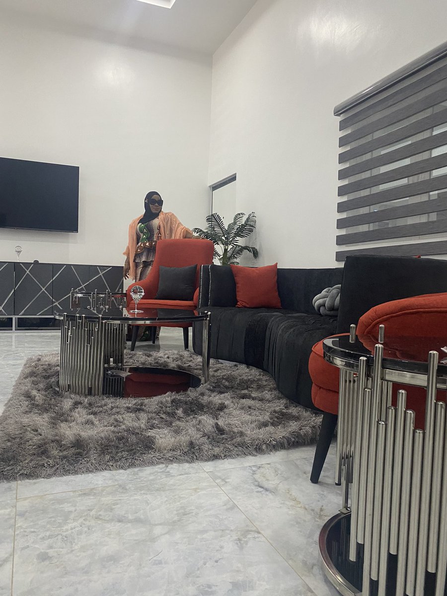 DaZeesInteriors's tweet photo. ~Instagram: @interiorsbydazeesng https://t.co/mbdUv9rCoV
We set up Homes, Offices, Hotels, Hostels, etc.
m: +2348063532388 ✌️ https://t.co/Jcfru88yH3