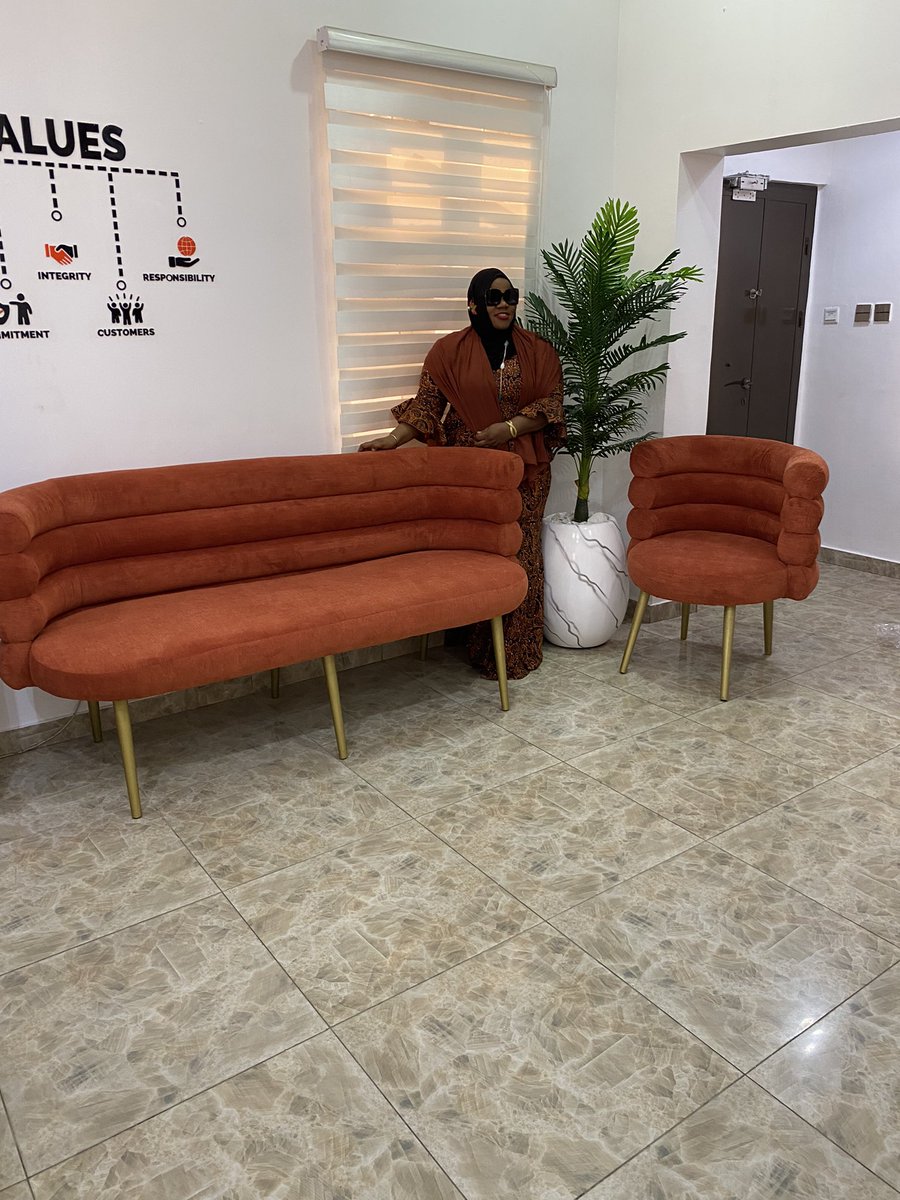 DaZeesInteriors's tweet photo. ~Instagram: @interiorsbydazeesng https://t.co/mbdUv9rCoV
We set up Homes, Offices, Hotels, Hostels, etc.
m: +2348063532388 ✌️ https://t.co/Jcfru88yH3