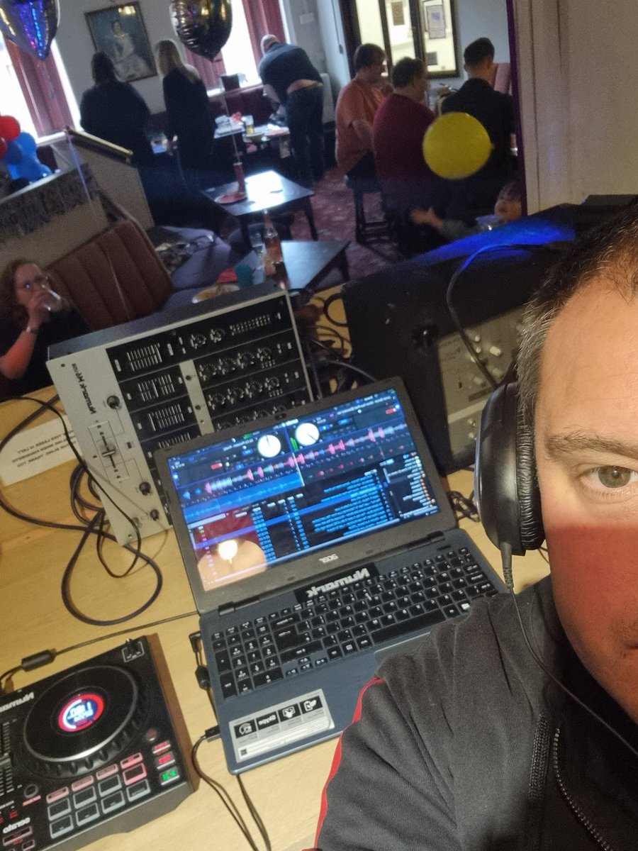 jonnyaw's tweet photo. Really enjoyed my first proper #DJ gig on Friday....in excess of 6 hours on the decks...bonus that the old boys wanted a #trance set to finish #handsintheairoldtimers https://t.co/t64FOFta3n