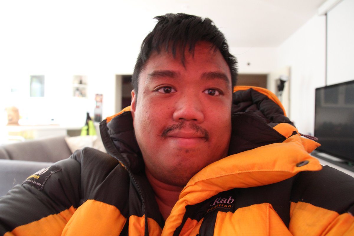 specialpaul's tweet photo. It is "warm but - i love to enjoy this RAB downsuit *mhhh* 
@SchneemannMuc - @medfetmax 
#specialpaul
#downsuit 
#RABUK 
#downoverall 
#downgear 
#puffa 
#Daunenoverall 
#Daunenanzug https://t.co/zhWr56v9dg