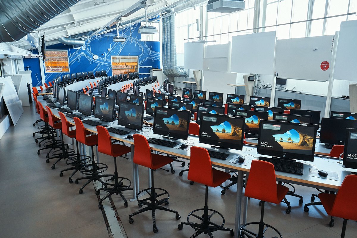 SketchUp's tweet photo. Trimble Technology Labs provide students with access to the latest construction technology.
Learn more about our commitment to education and innovation! #Trimble #TechnologyLabs #Education #Innovation
https://t.co/LaWwNNDnHJ https://t.co/ryGbodTS6r