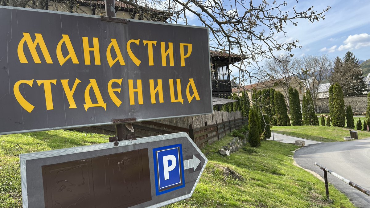 MarinkoUcur's tweet photo. Сви путеви данас воде у Манастир #Студеница 
1186. година
#StudenicaMonastery 1186th year
Задужбина Стефана Немање, који је доцније као монах Симеон са својим сином Растком, каснијим монахом Савом, подигао и манастир Хиландар на Светој гори. https://t.co/PG6HQlKvt1