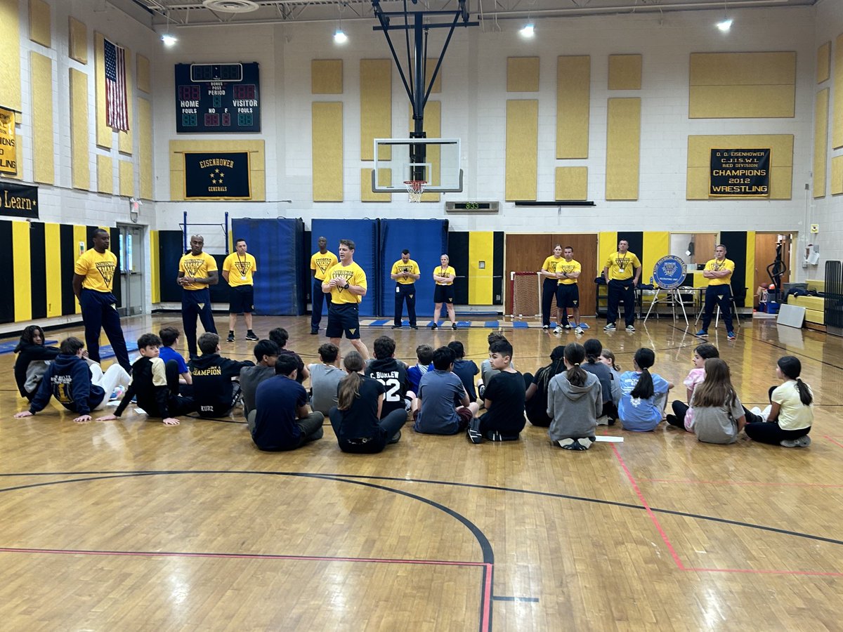 Eileen Hoff tweet media