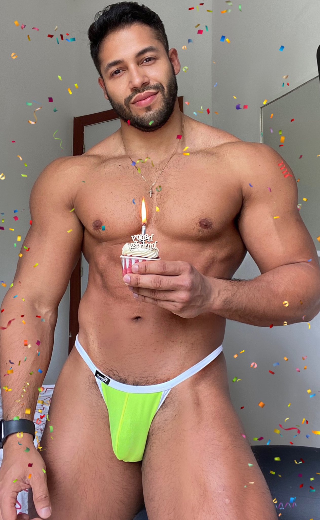 FvDRrPpWAAEp9AQ?format=jpg&name=large