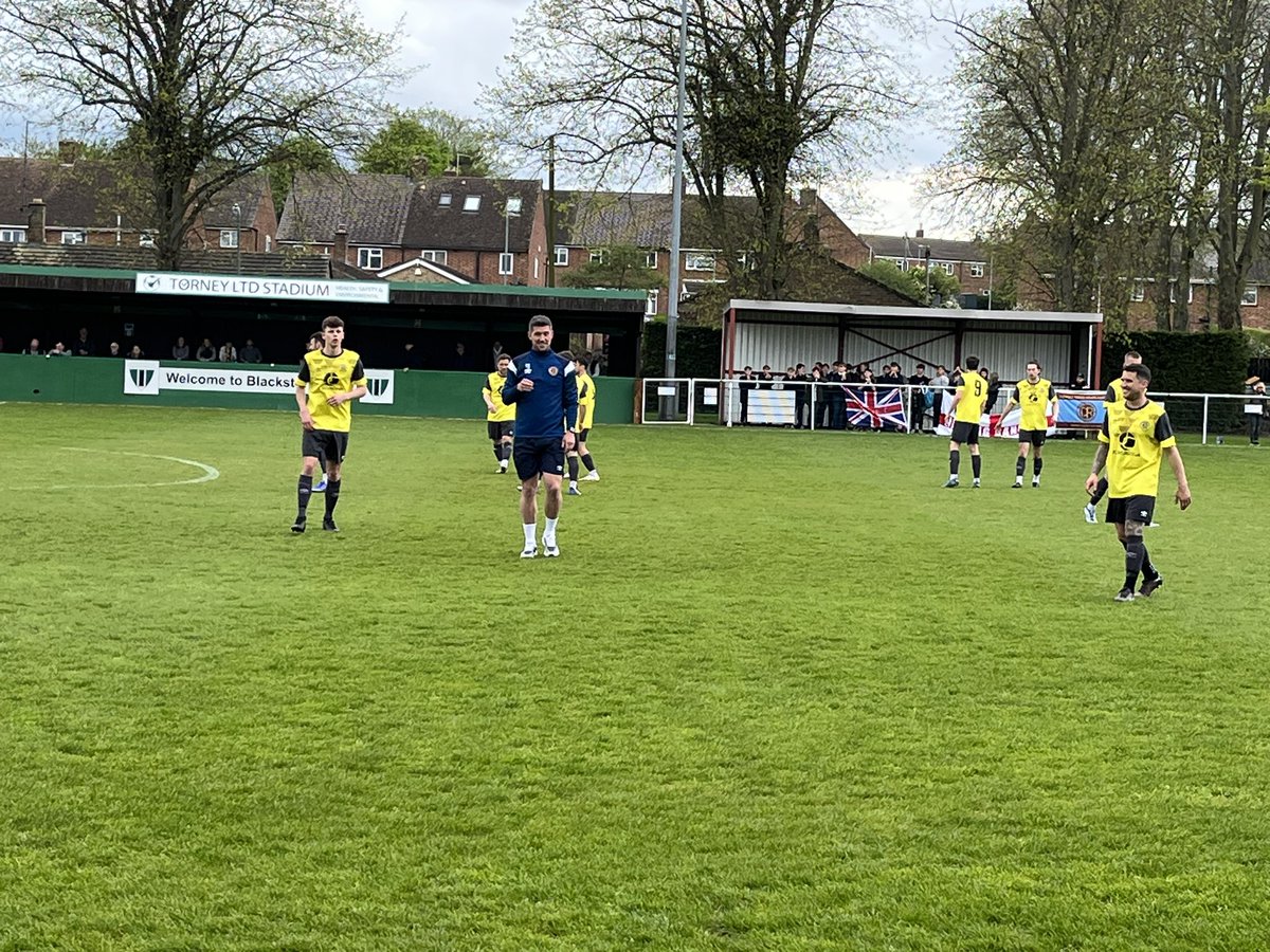 MCMXCtours's tweet photo. ⚽️ Match 227
🏟 Lincoln Road (3)
Anstey Nomads v Deeping Rangers
United Counties League Cup Final
@TheNomadsFc @DeepingRangers
Back at the home to Blackstones for the League Cup Final, my 3rd match of the season between the Champions and Rangers.
#NonLeague #utdcos @utdcos https://t.co/REX1vjn3DI