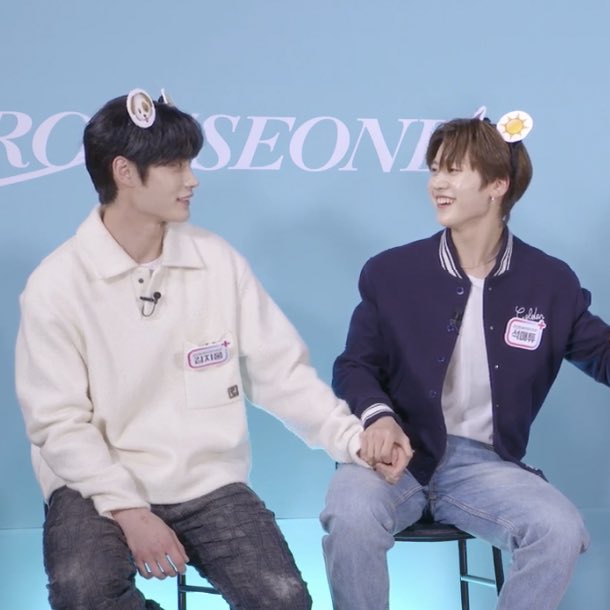 mattwoon's tweet photo. look at them 

#KIMJIWOONG #김지웅 #SEOKMATTHEW  #석매튜 https://t.co/thC8NfzsnG