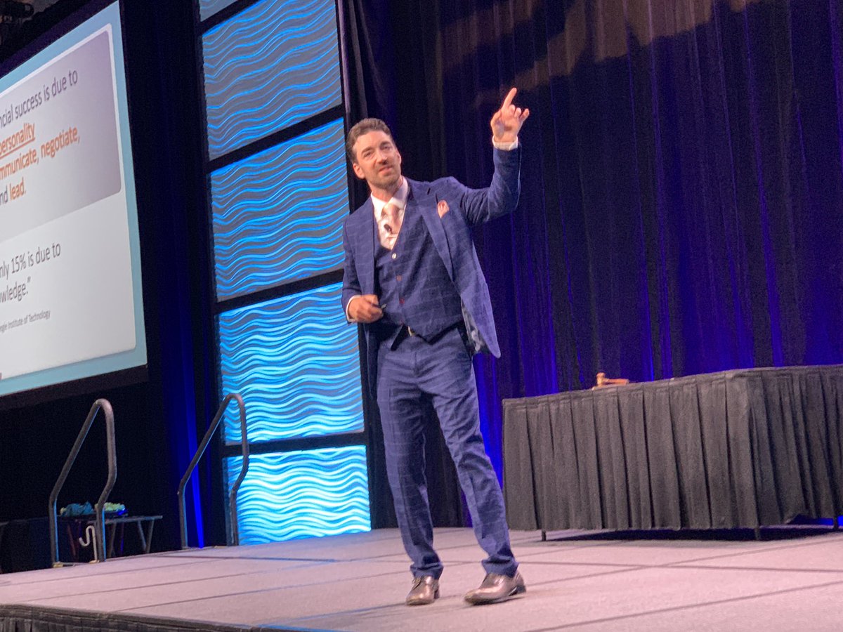 MDMEditorMike's tweet image. Mentalist @TimDavidMagic delivering his “The Magic of Human Connection: Your Advantage in a Digital World” presentation following #NAHAD2023’s general session and business meeting today at Atlantis Paradise in The Bahamas
@NAHADHose