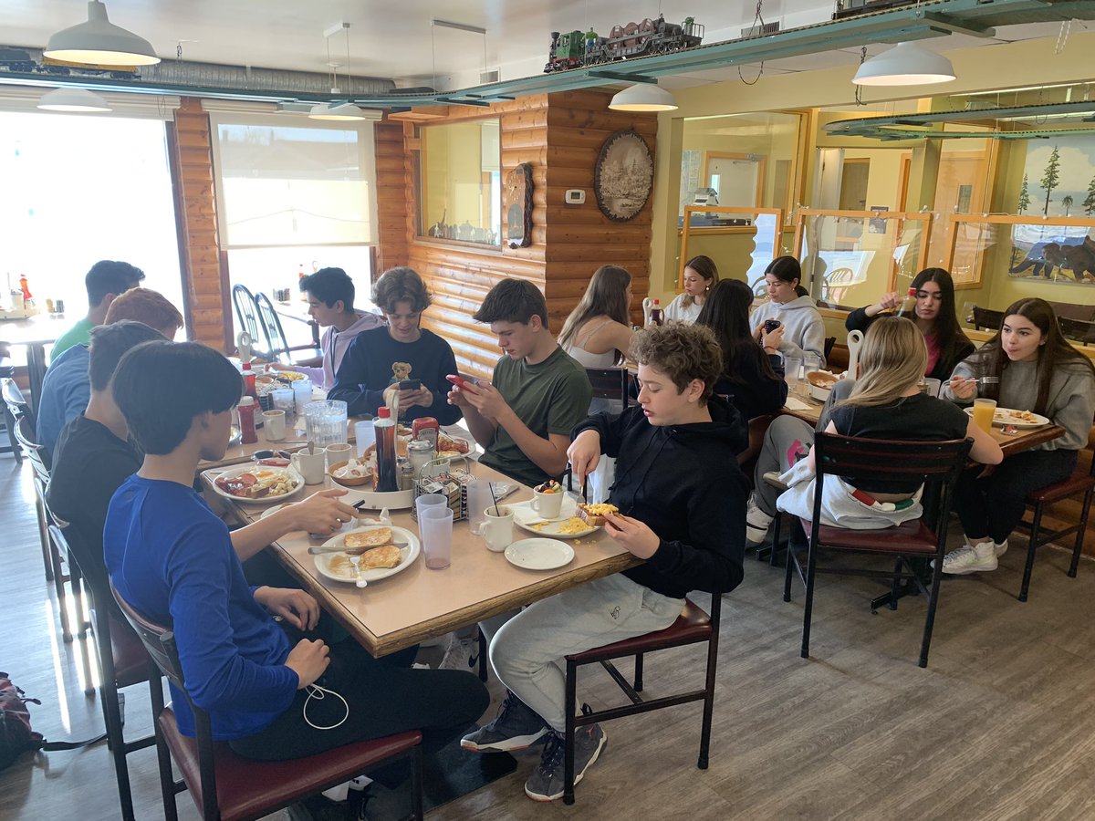 Prairies 2 Mountains tweet media