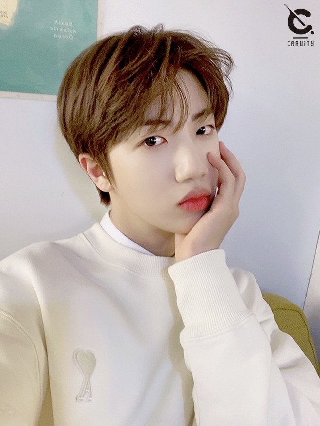 TimeTo_HWJ's tweet photo. 200502 크래비티 공식 팬카페 [CHAL-KAK] Break all the Rules 촬영현장 원진 Selfie 모음.zip

🔗 https://t.co/vZVYq39kla

#n년전_오늘의_원진
#원��� #함원진 #WONJIN
#크래비티 #CRAVITY https://t.co/DzmO7gGrhD