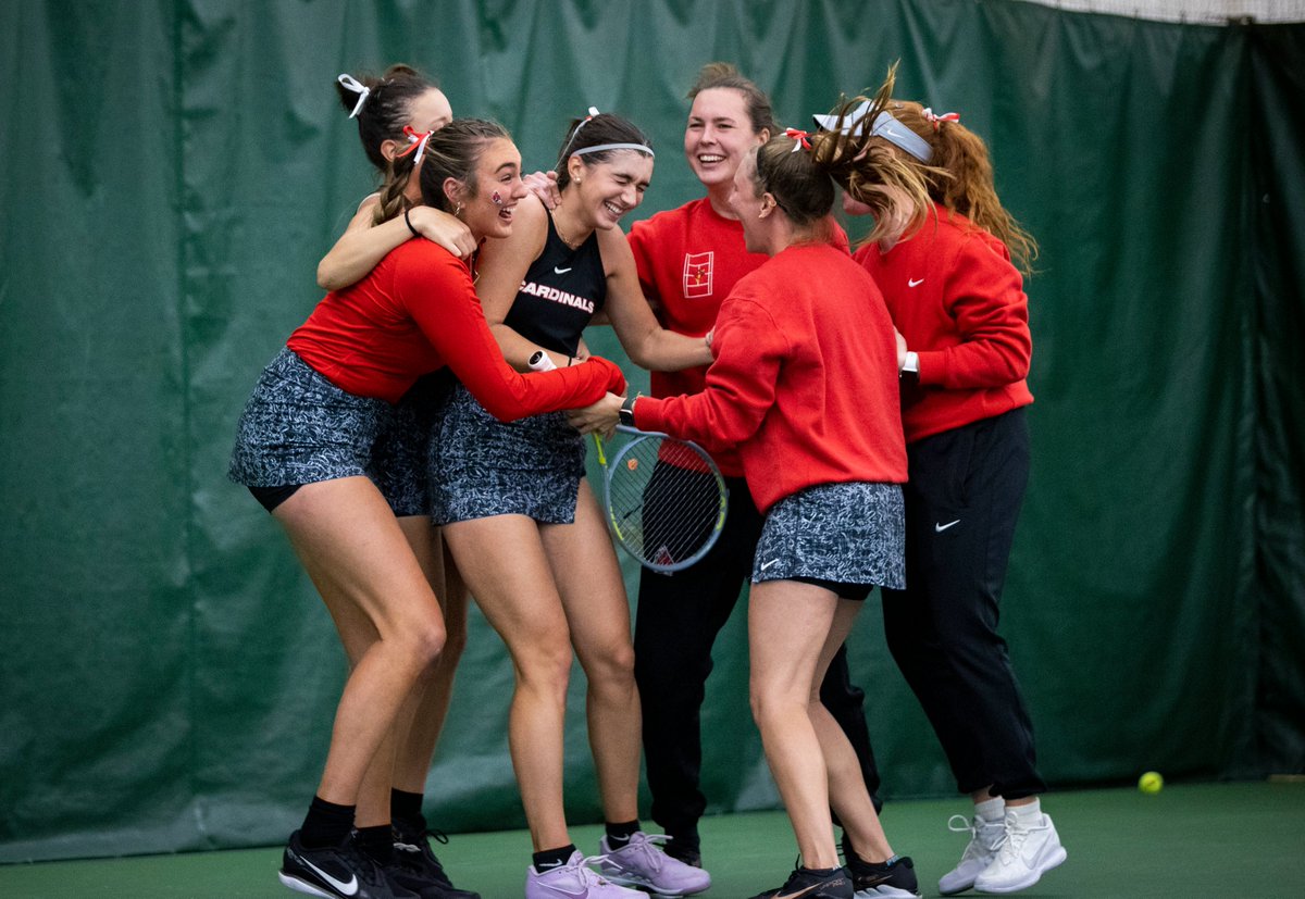 No better feeling than starting a Monday as <a href="/MACSports/">MACtion</a> CHAMPIONS 🥳

#ChirpChirp x #WeFly