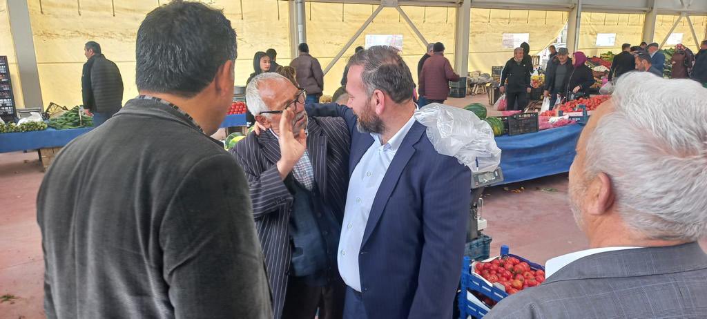 faikzcan9's tweet photo. 📍Pazartesi Pazarı

AK Parti'nin ve Ak Parti Belediyeciliğinin dünü de, bugünü de millete hizmettir. Gönlü güzel hemşehrilerimizi ve esnafımızı ziyaret ettik. Kıymetli vatandaşlarımız bizlere muhabbetini ve desteğini esirgemiyor, hepsinden Allah razı olsun. 🤗

Dogrusu AK Parti https://t.co/DF3LULG13F