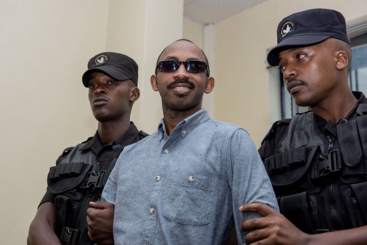 GitifuW's tweet photo. Ariko ngo uyu musore #Callixte Sankara yarishwe ?
Ubwo wasanga ba bahungu ba #Kagame baramumize bunguri https://t.co/hsxUzIE3Pt