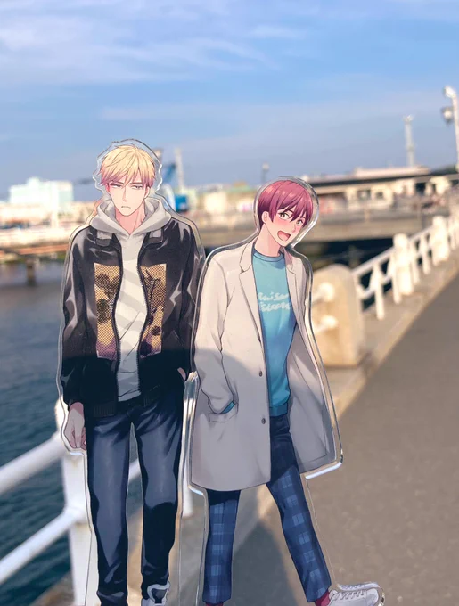 今日は担当さんと諸々の打ち合わせも兼ねた横浜へおまだか聖地巡礼してきました他は実際の場所とフェイクの背景混ぜて本編の背景にしてますが4枚目のツリーのシーンはガチでこの場所なので感慨深かったです 