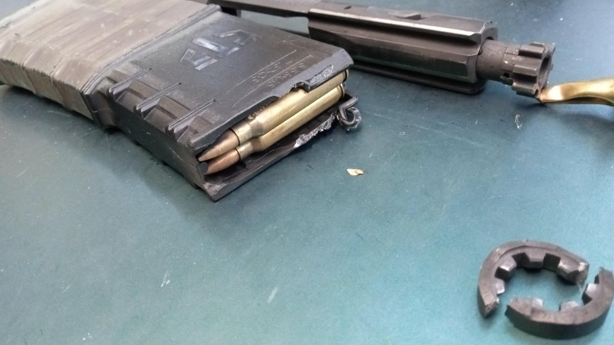 NaviGoBoom's tweet photo. From a fella on reddit - Turkish 223 did a funky haha. Looks like Turkish 223 is having the same issues as Turkish 308.

I've seen convincing evidence the 308 has pistol powder contamination, I reckon this 223 has the same thing going on. Wear eye pro! https://t.co/L3UKIPny2k
