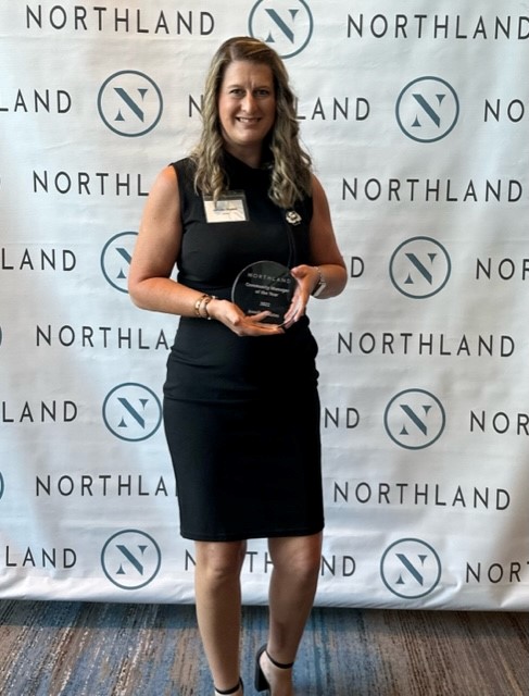 AshlarFl's tweet photo. Congratulations to Jennifer Deates for winning Community Manager of the Year at @NorthlandInvest Annual Recognition Awards! Thank you for all you do for The Ashlar Community!

#LoveWhereYouWork #Recognition #Dedication #TheAshlar #FortMyers #LuxuryRentals https://t.co/wDzGaA3nil
