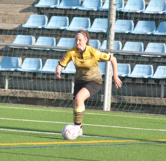 📣 #ANOSACANTEIRAFEMININA

ESPECTACULAR ‼️

Unha orzanista xogando un Europeo 😍😍

Elena foi convocada coa <a href="/SEFutbolFem/">Selección Española Femenina de Fútbol</a> para disputar o CAMPIONATO DE EUROPA FEMININO SUB-17! 👏🏻👏🏻

Que gran nova para toda a familia orzanista. Estaremos tod@s apoiándote o máximo! 🖤💛