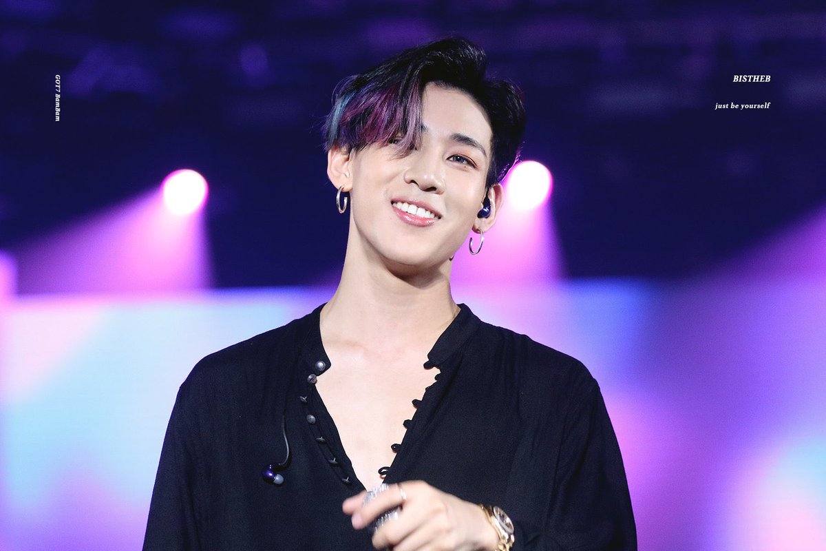 ForEver_7_GOT7's tweet photo. Happy birthday Bammie🎂💚💚💚💚💚💚

#BAMBAM #뱀뱀 #ourbelovedbambamday
#생일축하해_뱀뱀_건강하자 https://t.co/SpbvaDBzjn