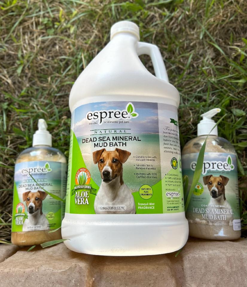 SFetching's tweet image. May Special! #DeadSeaMud a $5 upgrade to any groom, it's great for dry skin and dandruff as it exfoliates and moisturizes.  Great for dogs and cats!