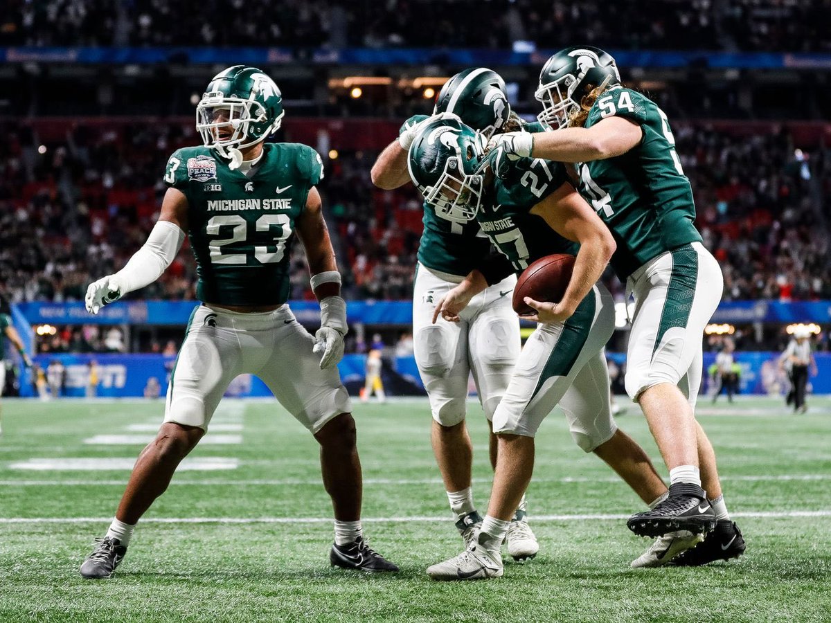 OkemosWolvesFB's tweet photo. Thank you @JayJohnsonFB from @MSU_Football for stopping by to visit this morning! https://t.co/5Tp03QLLbq