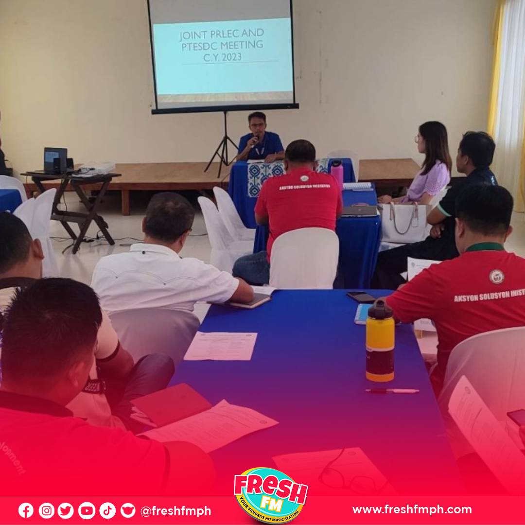 BFAR offers scholarship for BS Fisheries degree to children of fisherfolk, fish laborers, and seashell gatherers. 

Apply before August 29, 2023. Qualifying exam on November 12, 2023. 

LISTEN NOW on freshfmph.com 
#FReSHNews #BFAR #StayFReSH