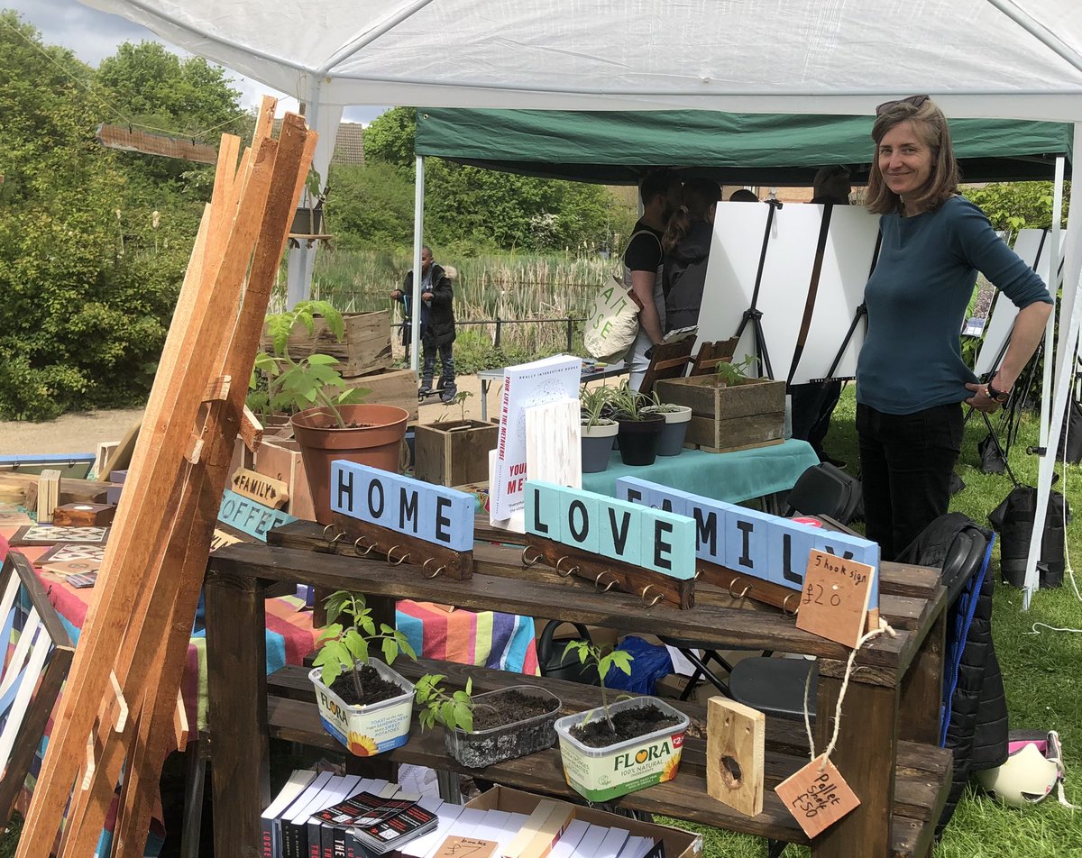 rokhsanafiaz's tweet photo. A wonderful May Day afternoon at the Green Fair with residents &amp; activists all committed to a sustainable Newham &amp; saving the planet 🌏

Well done to the entire @SustainableNewh partnership &amp; @one_newham 
@enricho 👏🏽

People Powered Places is happening in @NewhamLondon 🙌🏽 https://t.co/S78zLFDqOG