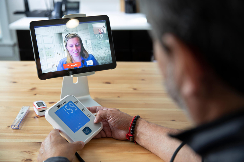 NPR breaks down how Mayo Clinic’s at-home hospital care program, in partnership with @medically_home, can improve outcomes while letting patients safely recover in the comfort of their homes: mayocl.in/42cIj3H <a href="/MichaelJManiaci/">Michael J Maniaci MD</a>