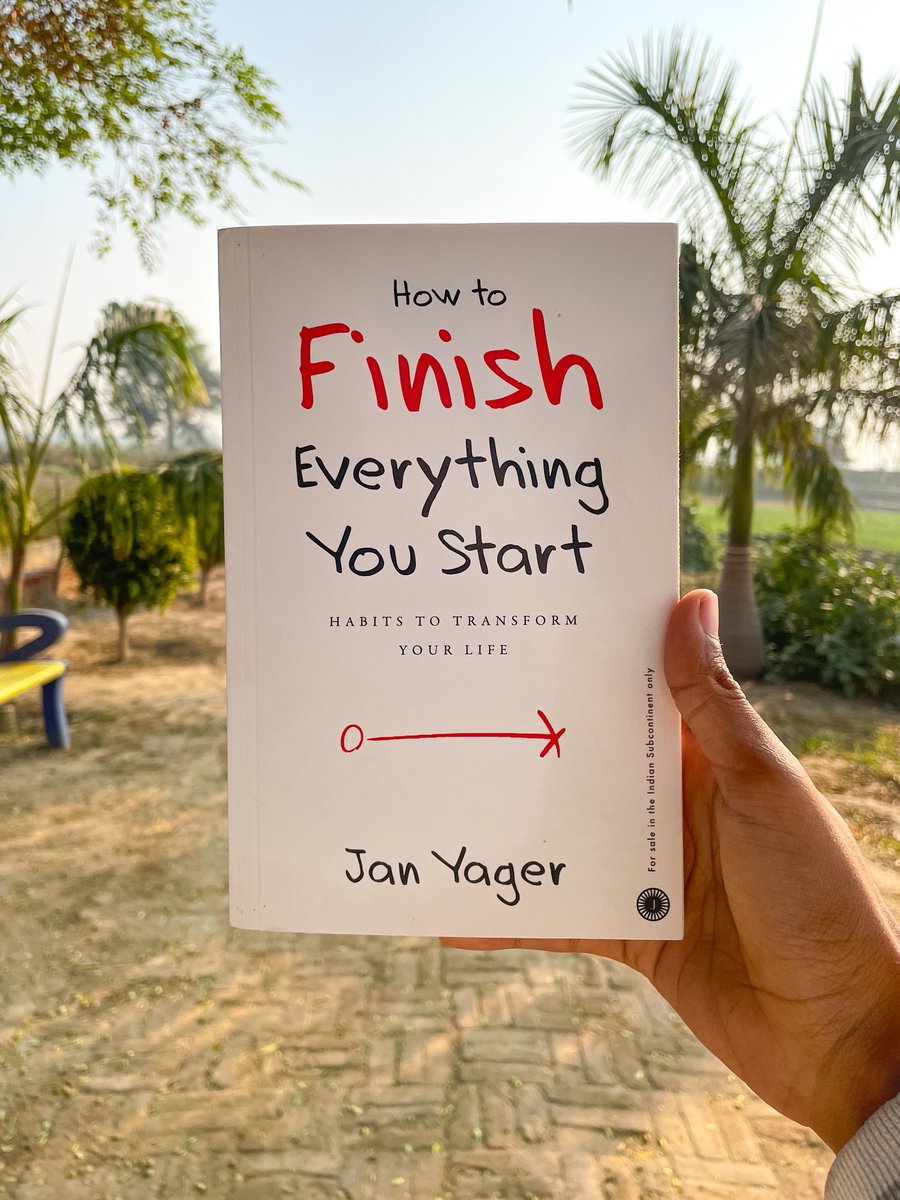 mindfulmaven_'s tweet image. 7 books to learn valuable skills in 2023

1) Productivity