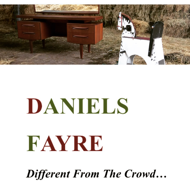 DanielsFayre's tweet image. ebay.co.uk/itm/2349946217… #Vintage THE #EEGEE #WHIP #FoxHunting #Hunting #Horse #Riding #Crop #MADE IN #ENGLAND #Farmhouse #Barn #Salvage #DanielsFayre #toprated #ebayseller #differentfromthecrowd