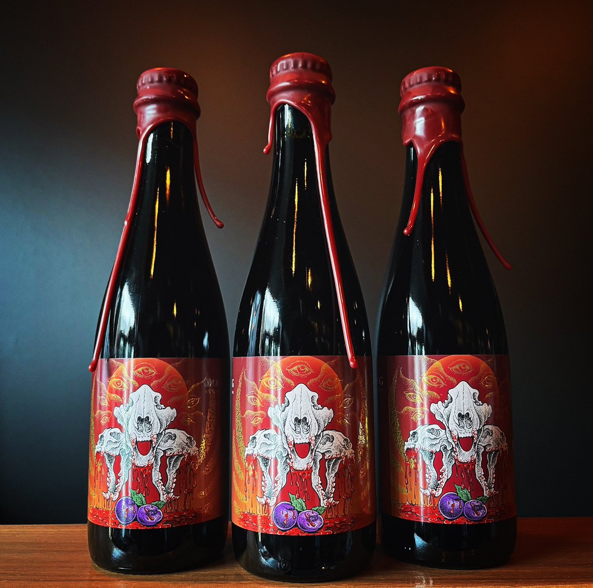 CASC Whisky & Cigar Shop (@cascshop) on Twitter photo A fresh arrival to the shelves, <a href="/holygoatbrewing/">Holy Goat Brewing</a> x <a href="/HeistBrew/">Heist Brew Co</a>’s BARREL AGED CRIMSON FANG (9.6%ABV) is an impressively indulgent Flanders Red Ale which has been matured in an ex-Calvados cask with smoked plums! 🤤
#hed #cascshop #cascnation A fresh arrival to the shelves, <a href="/holygoatbrewing/">Holy Goat Brewing</a> x <a href="/HeistBrew/">Heist Brew Co</a>’s BARREL AGED CRIMSON FANG (9.6%ABV) is an impressively indulgent Flanders Red Ale which has been matured in an ex-Calvados cask with smoked plums! 🤤
#hed #cascshop #cascnation