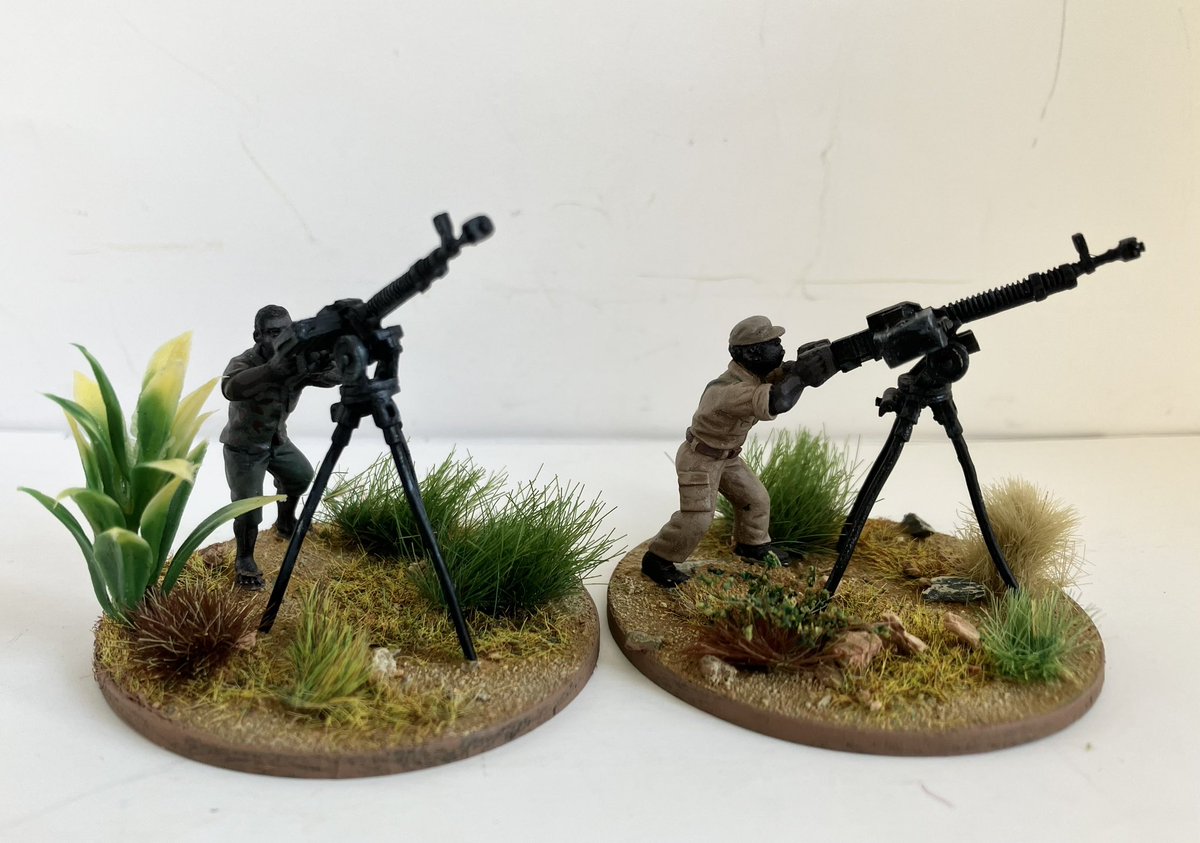 gareth_lane's tweet photo. African Bush Wars - ZANLA Gorillas receive some anti-air support from their communist backers. 
#28mm #BushWars #wargaming https://t.co/9urqBufU8u