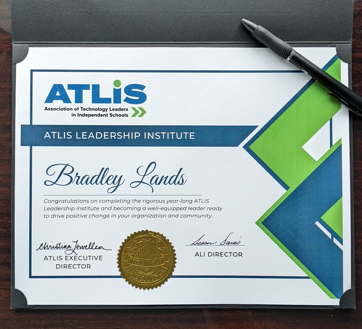 Congrats to my fellow ATLIS Leadership Institute cohort members on graduating from the ALI today at the #ATLIS23 Annual Conference!

It was such a pleasure learning and working with you all!