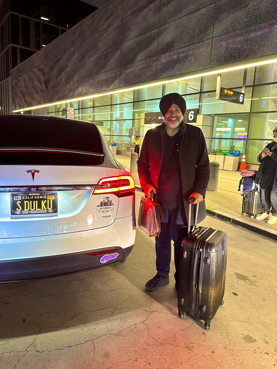 Finally end of a short trip. Many thanks to little brother and deputy mayor Harkirat for visiting cali and meeting family after a long time. See you soon brother!! Keep up the good work!!