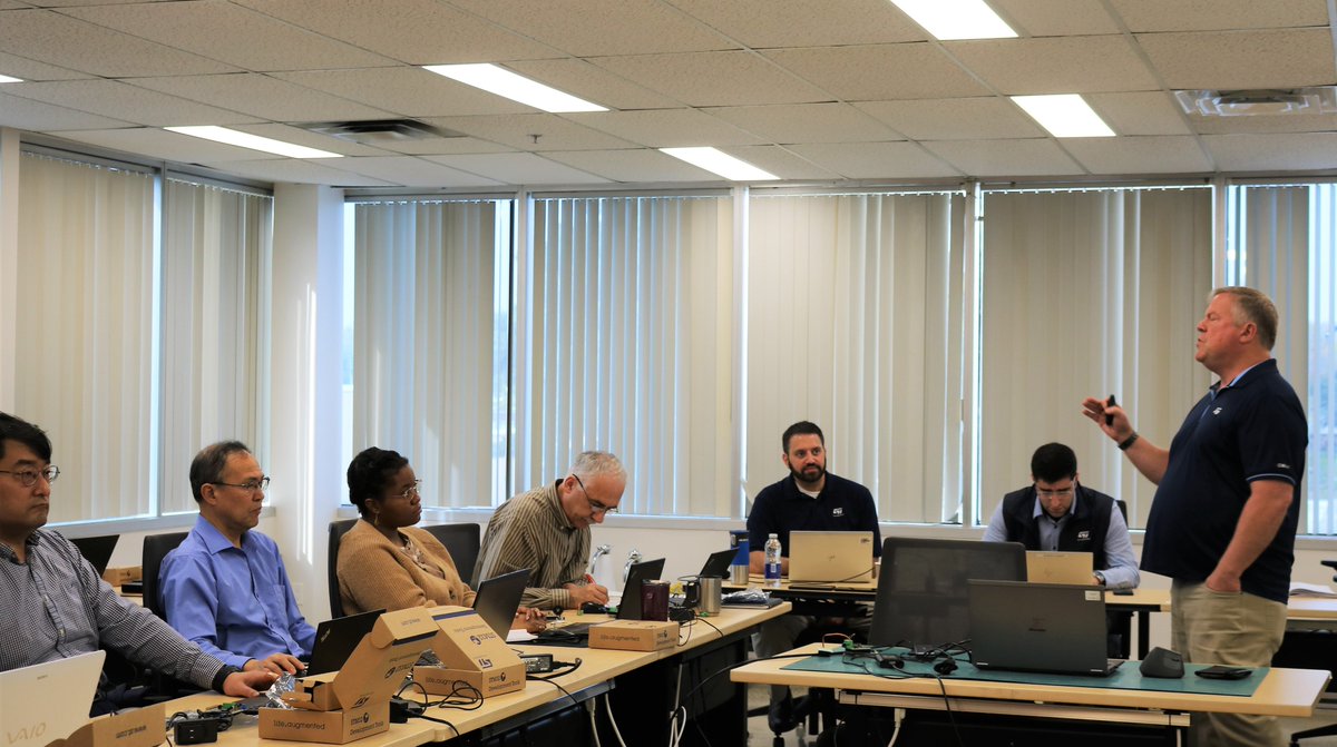 NeuronicWorks's tweet image. Last Friday, our team was given hands-on experience with the STM32 Motor Control by @ST_World. We are proud to be an #STAuthorizedPartner and a part of the #STPartnerProgram. Our commitment to #ContinuedLearning drives us to pursue such valuable learning opportunities.
