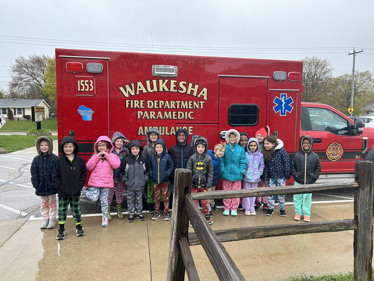 Emily Sowinski tweet media