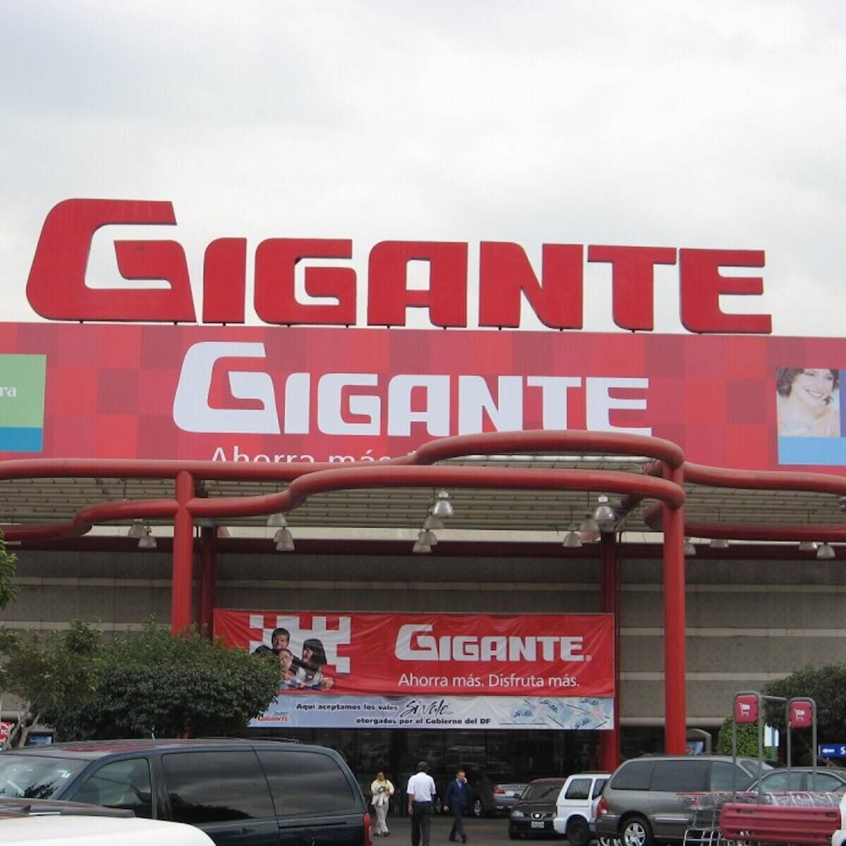 BUZZNET's tweet photo. 20 comercios famosos que ya no existen en México