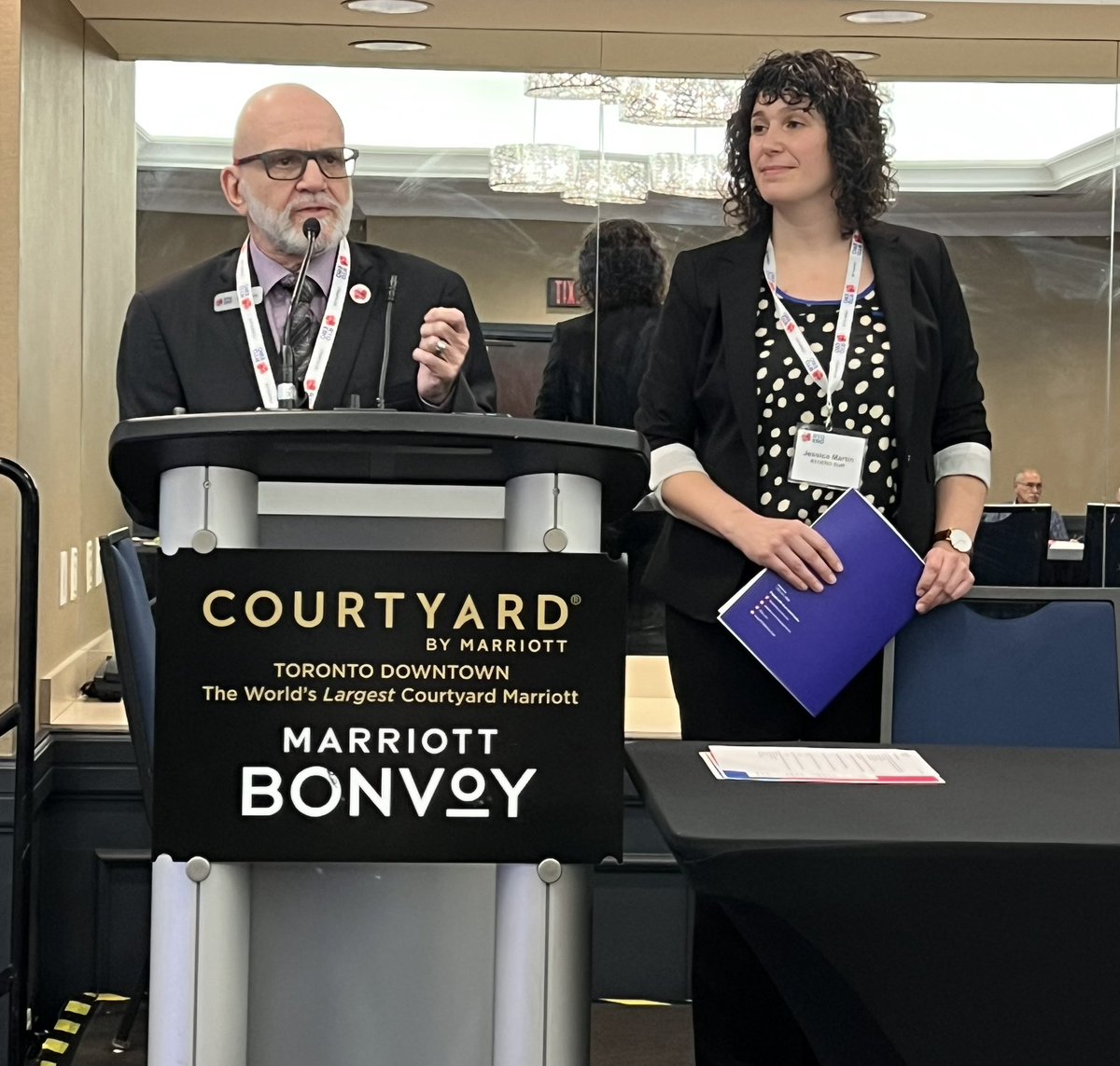 MurielHowden's tweet photo. Simon Leibovitz and Jessica Martin present the brand new Volunteer Guide at the @rto_ero Member Services Workshop, filled with information on the volunteer experience, succession planning, tips and volunteer role descriptions! https://t.co/HBzNyCtYbh