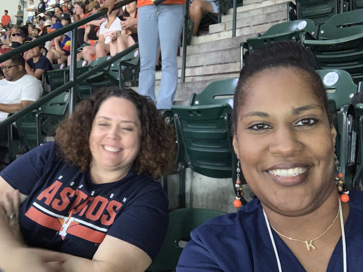 What a fun Friday night watching @astros
as they celebrated #librarians #mediaspecialist #libraryclerks and  #libraries! #NationalLibraryWeek #SchoolLibraryMonth thank you @lenbryan25 
@HISDLibraryServ