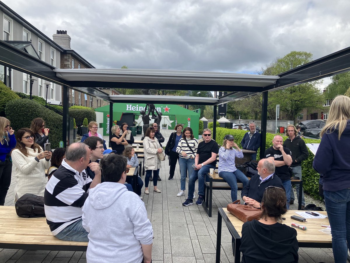 tommymcc321's tweet image. Very relaxed first @springsteen roll call ⁦@SandymountHotel⁩ by kind permission. Numbers at 38 so lots of room and lots of time ! Next roll call tonight at 9pm. Update afterwards. 1/2