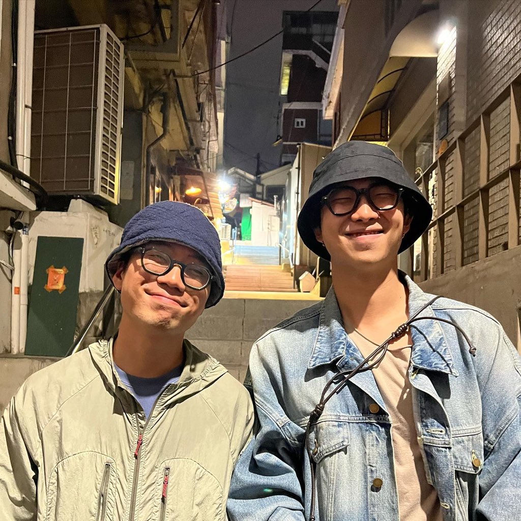 sevenrchive's tweet photo. NAMJOON IS SO CUTE 😭 https://t.co/v3UIGXIxx5