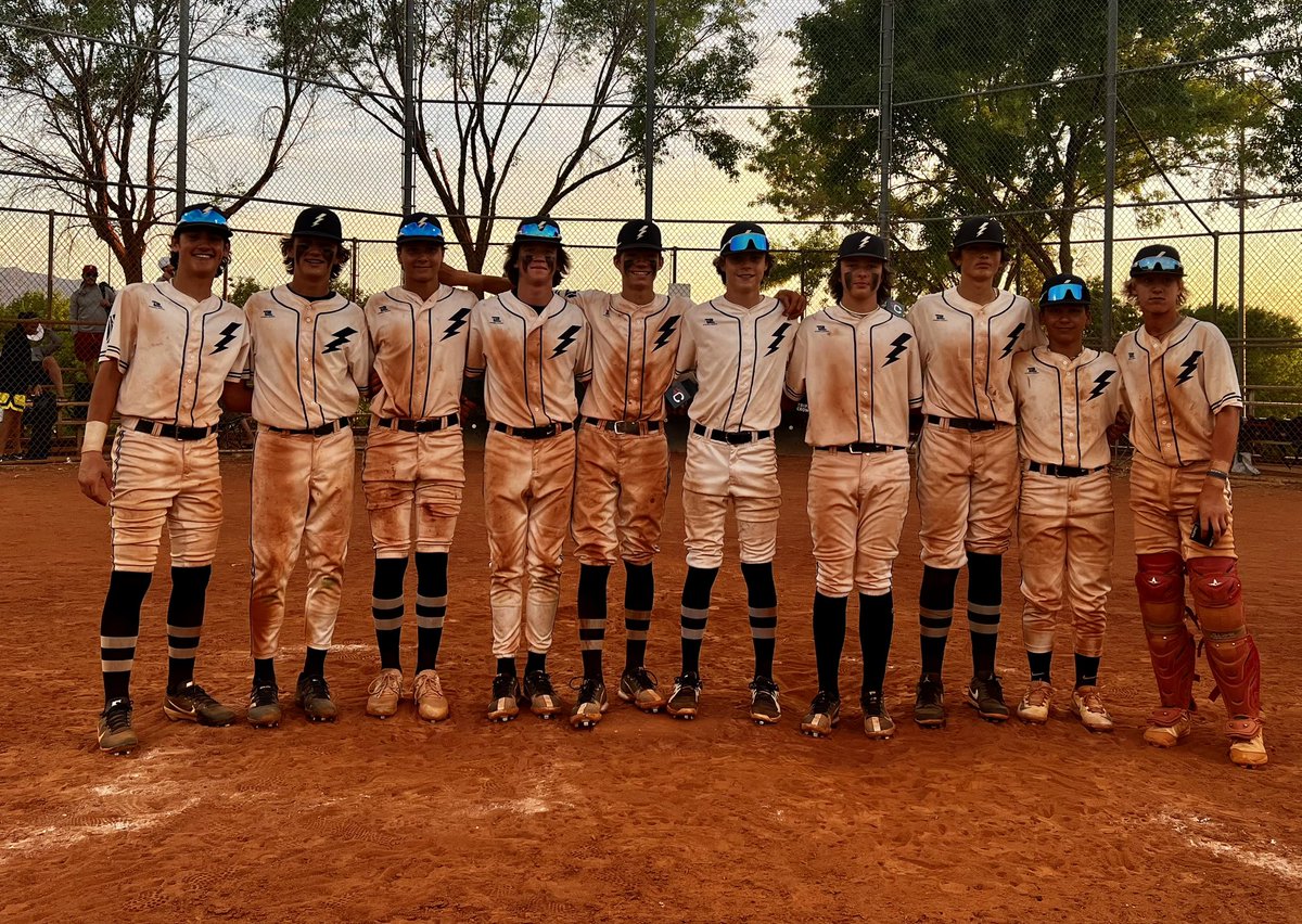 DaleARex's tweet photo. The amount of dirt on these dudes is very representative of how hard they play. Special group of kids. #BoltBaseball @TCS_BB Best of the West 3peat Champions. 👌 https://t.co/UgaBhDUWex