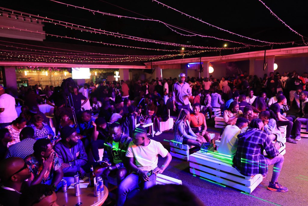 RealDeejays's tweet photo. What a night! The real scratch battles had the crowd going wild. Thanks to everyone who came out to support us. Here's a shot of the enthusiastic audience. Let's keep the momentum going into our next season! #Realscratchbattles #Success #ThankYouFans https://t.co/khApZlOAA9