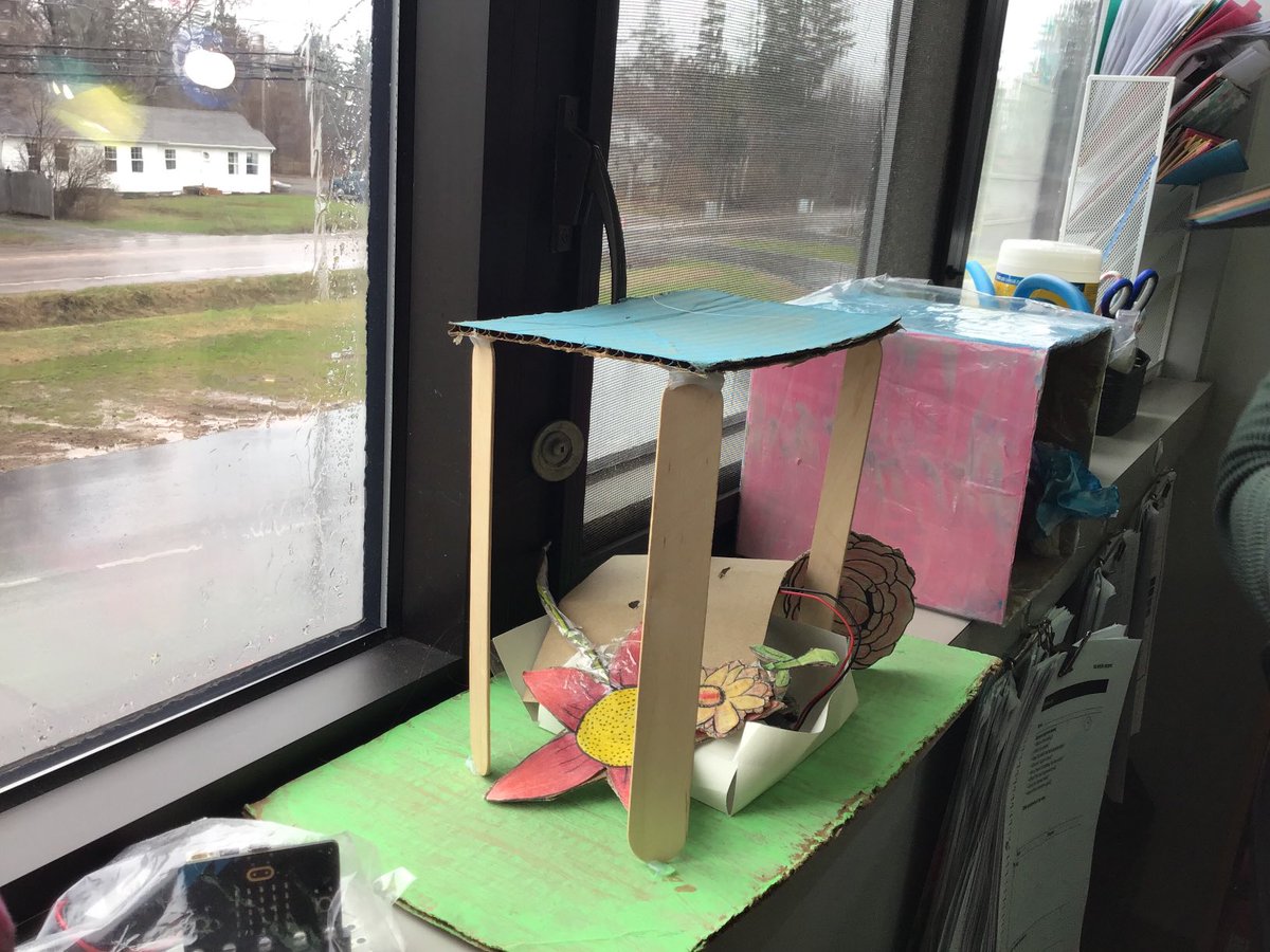 BethDoiron tweet media